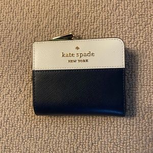 Kate Spade bifold wallet